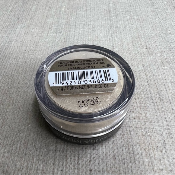 🎁3 for $30🎁 Laura Mercier Translucent Powder mini - Picture 2 of 4